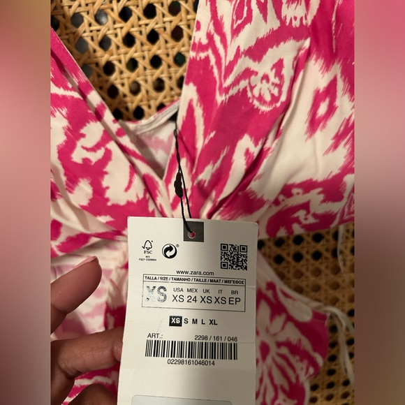 NWT Zara Jumpsuit with cutouts - Picture 2 of 3